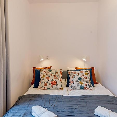 Gdynia Sleeps Apartment Exterior photo