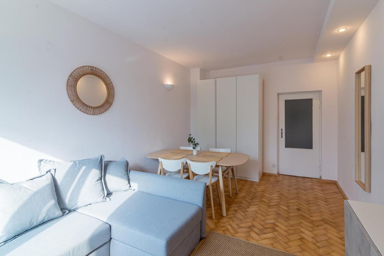 Gdynia Sleeps Apartment Exterior photo